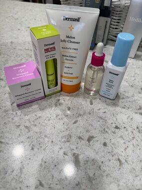 Dermasil Labs 5-Piece Skincare Collection ✨ Complete Glow Ritual Set • New